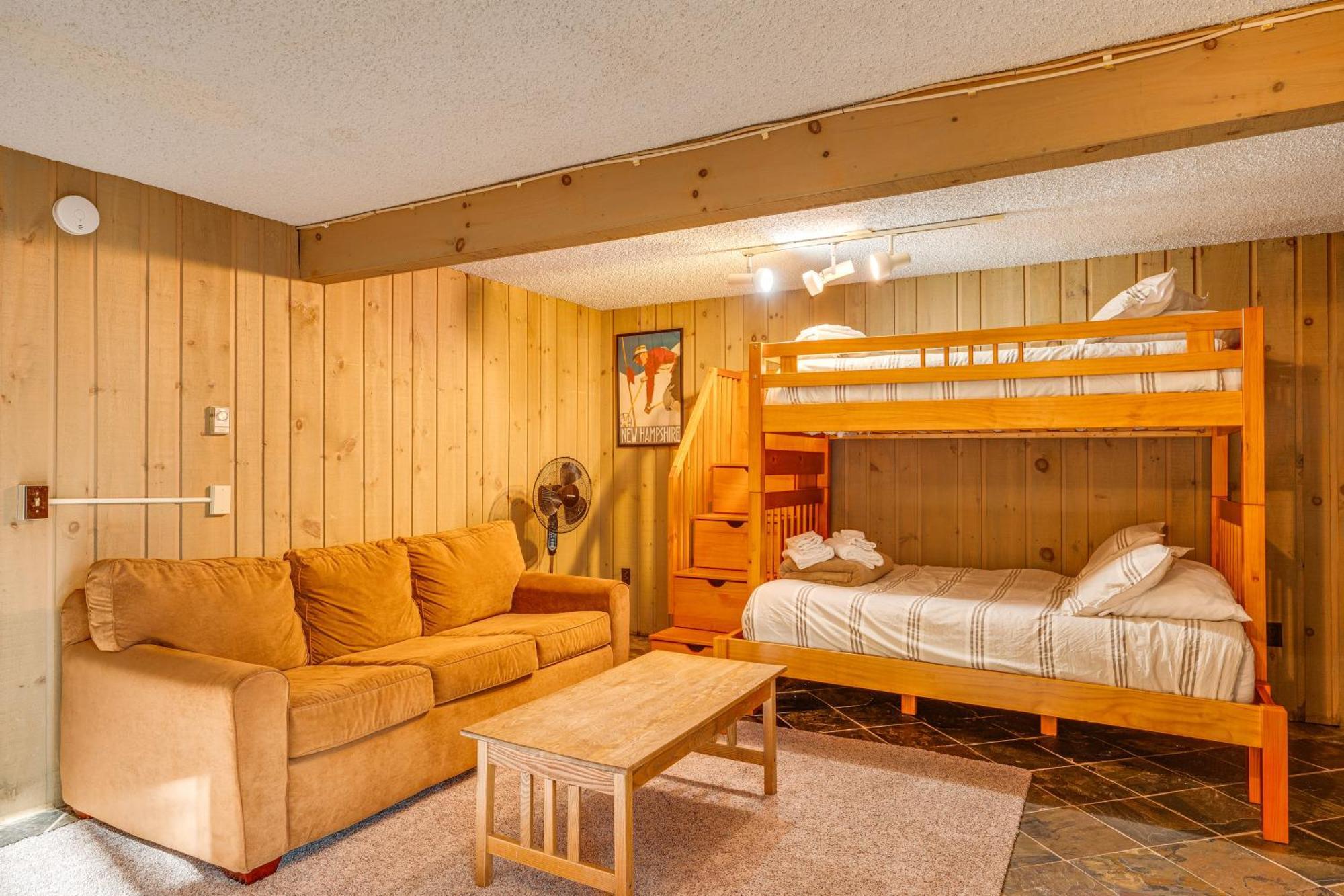 All-Season Conway Condo With Gas Grill! North Conway Exterior photo